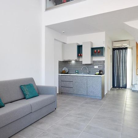 Greystoneapartments Paralia Dionysiou Bagian luar foto