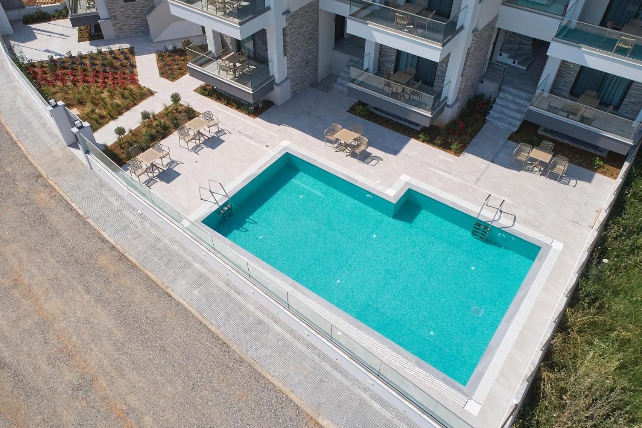 Greystoneapartments Paralia Dionysiou Bagian luar foto